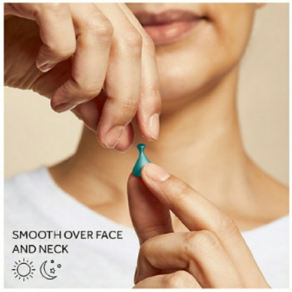 Hyaluronic acid & Camellia oil facial capsules - Picture 3 of 3